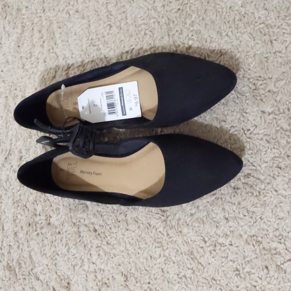 Black Flats with Pointed Toe
